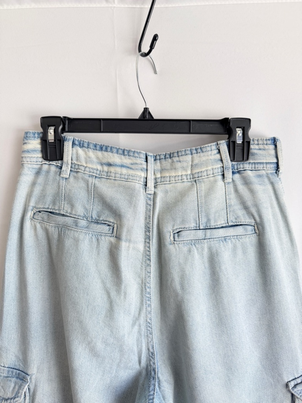 Pilcro Wide-Leg Cargo Jeans High-Rise Size 30 – Wanda Wash Lyocell Blend - Picture 9 of 11